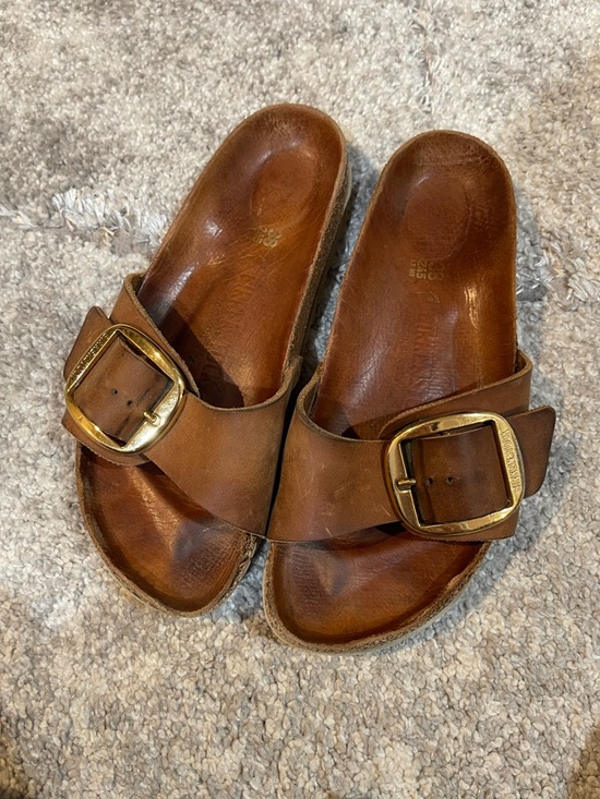 Shoes - Birkenstock sandals